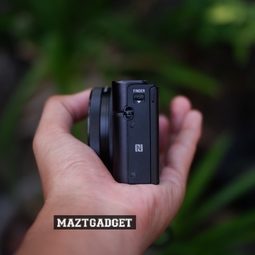 Sony RX100 Mark 3 kamera digital compact jual beli kamera surabaya (4)