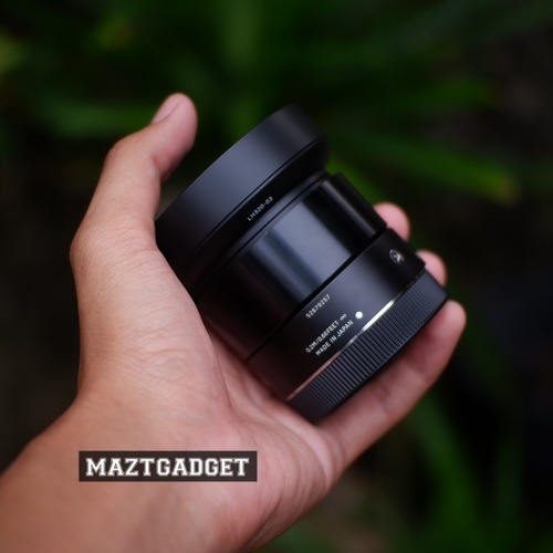lensa fix sony sigma 19mm f2.8 dn jual beli kamera surabaya
